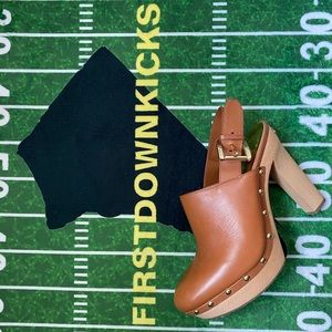 Michael Kors Beatrice Sling Size 9